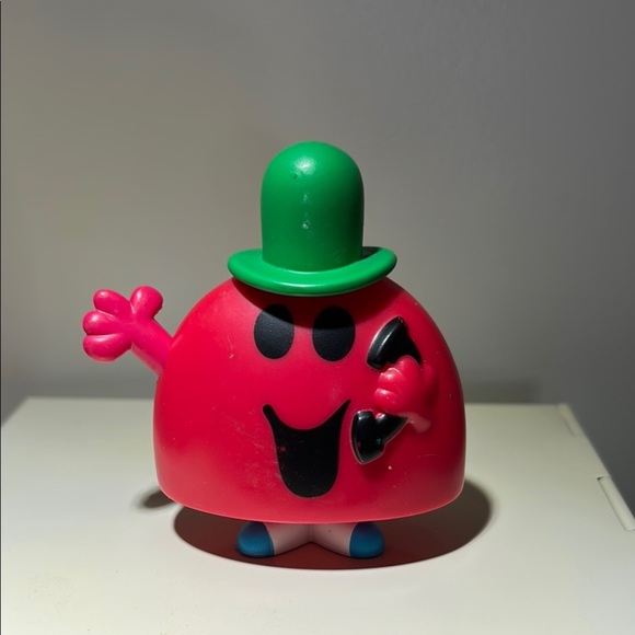 Yellow and Blue Action Figures Playset - Picture 9 of 10